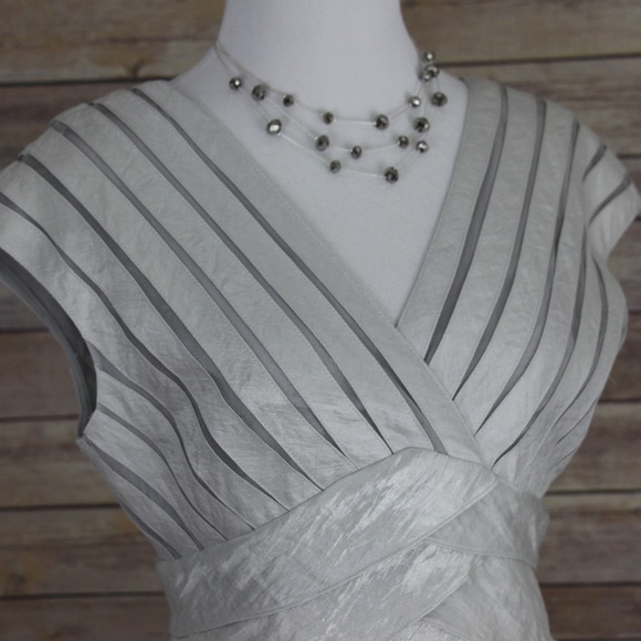 ADRIANNA PAPELL Silver/Gray Layered/Textured Dress - Picture 3 of 8